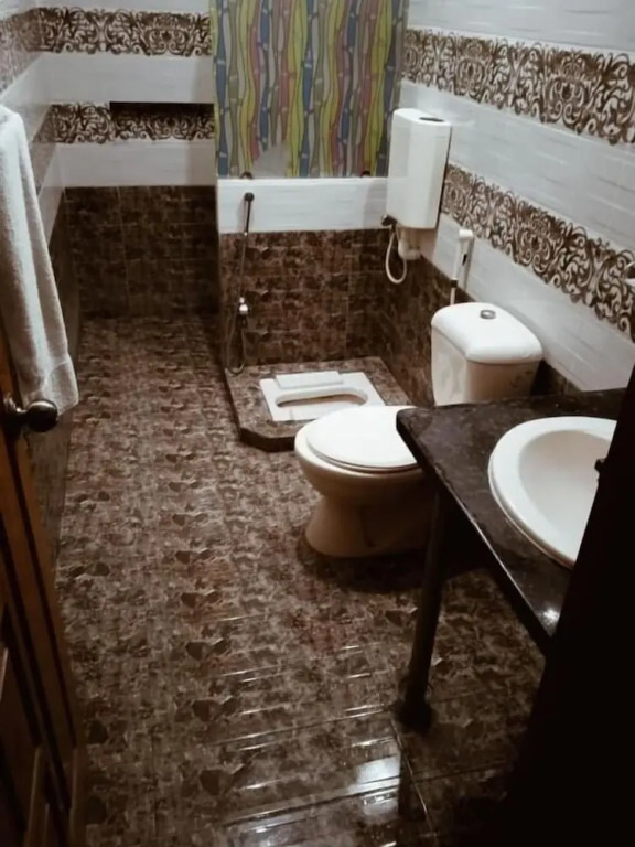 Hotel Serina Inn