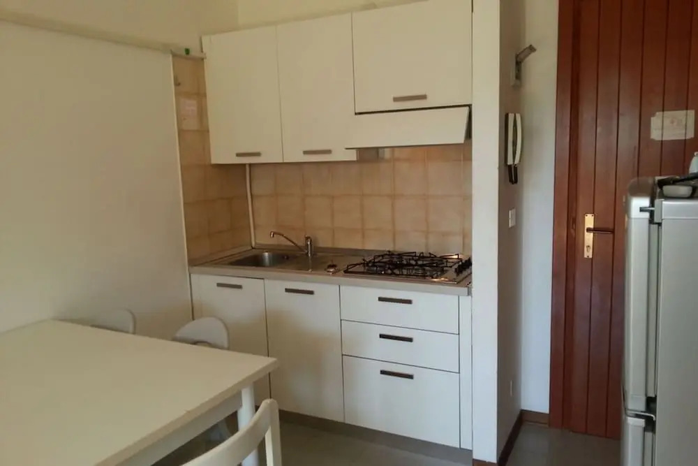 Bright sea Front Apartment With Terrace-beahost