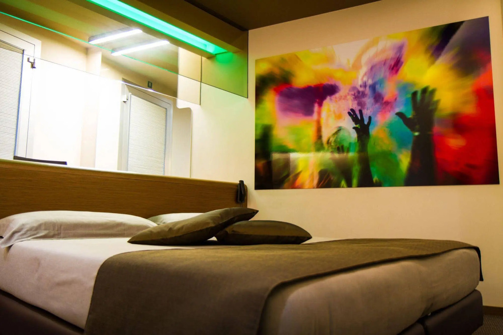 Pineta Eco Hotel - Private Parking