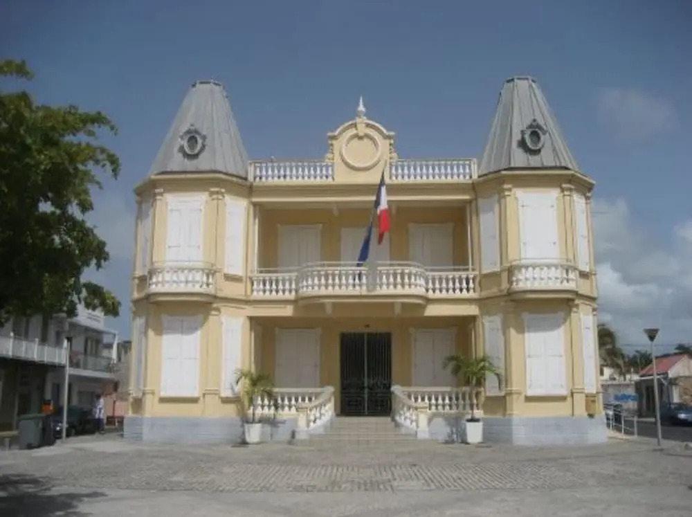 Bungalow With 2 Bedrooms in Le Moule, With Wonderful sea View, Private