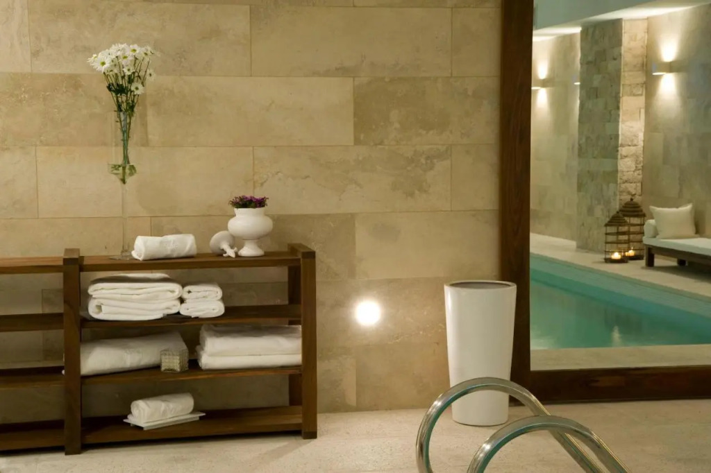 Awwa Suites & Spa