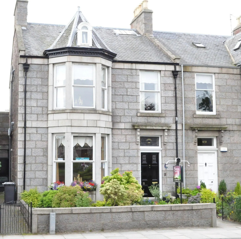 Aurora Guest House