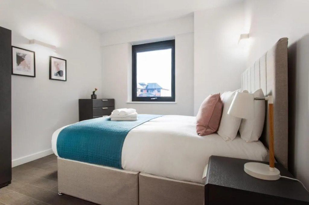 Flying Butler- St Albans