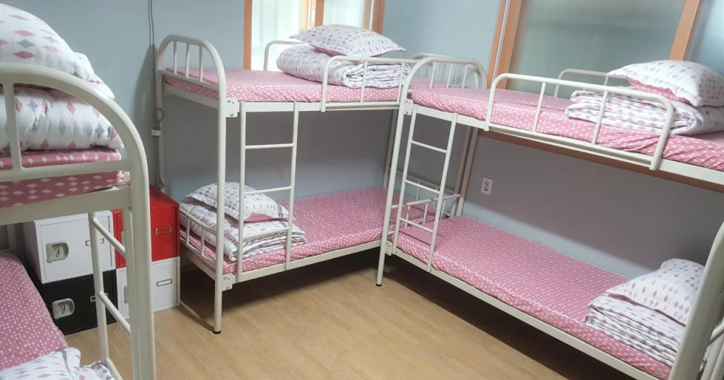 Kim's Family Guest House - Hostel