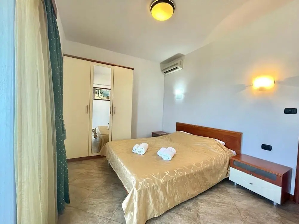 Sea view Apartments Rafailovici
