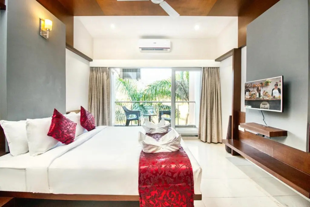 7 Apple Resort Lonavala