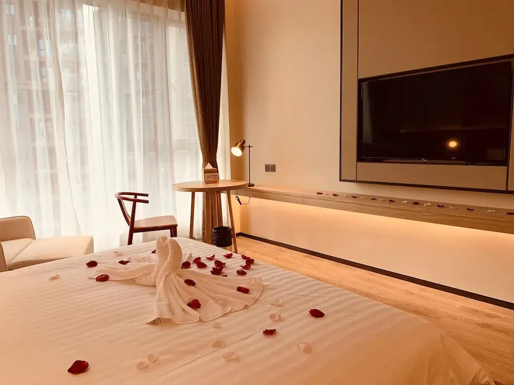 Kare Hotels