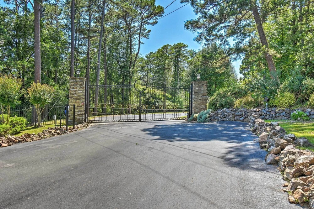 Updated Lake Daze Condo w/ Amazing Pool!