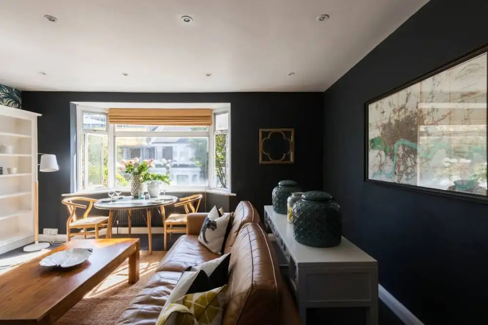 Stylish Flat Just Outside Central London