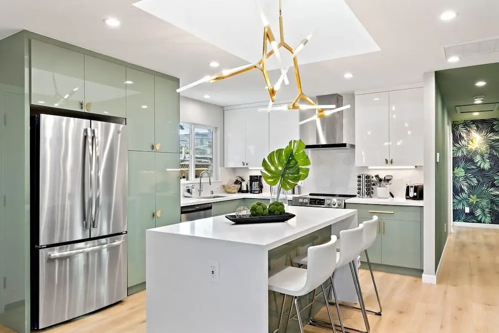 Marbella Lane - SJ Designer Home 3BR Ldry P