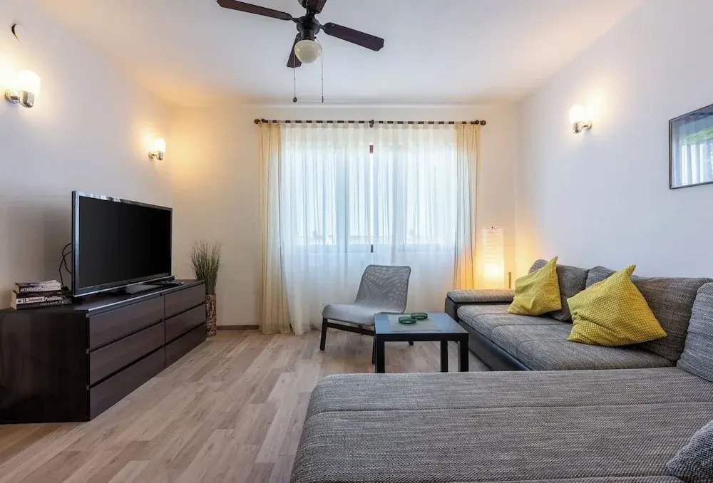 Apartment Kompes