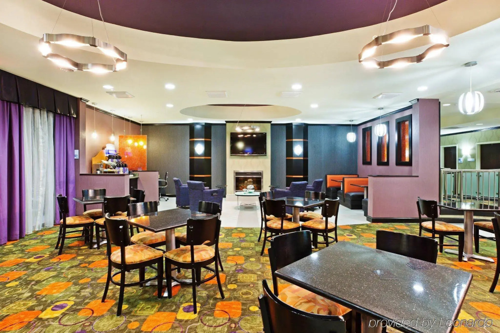 Holiday Inn Express Hotel & Suites Clemson - University Area by IHG
