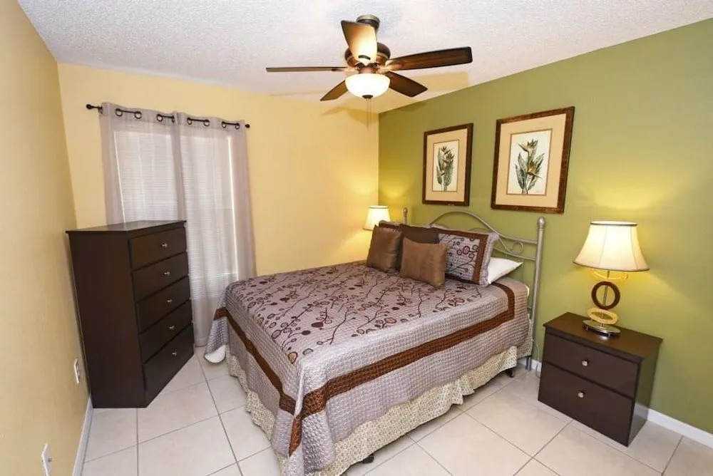 2676 Emerald Island House 5 Bedroom by Florida Star
