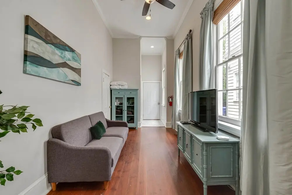 Historic Downtown Home Close to Everything!
