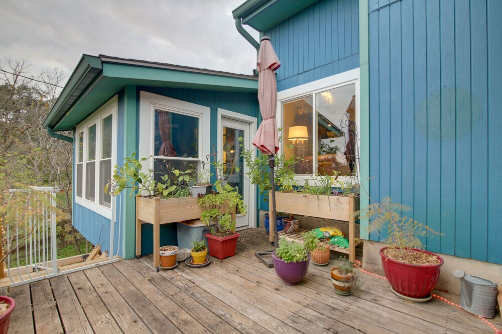 Deck & Private Hot Tub: Pet-friendly Austin Home