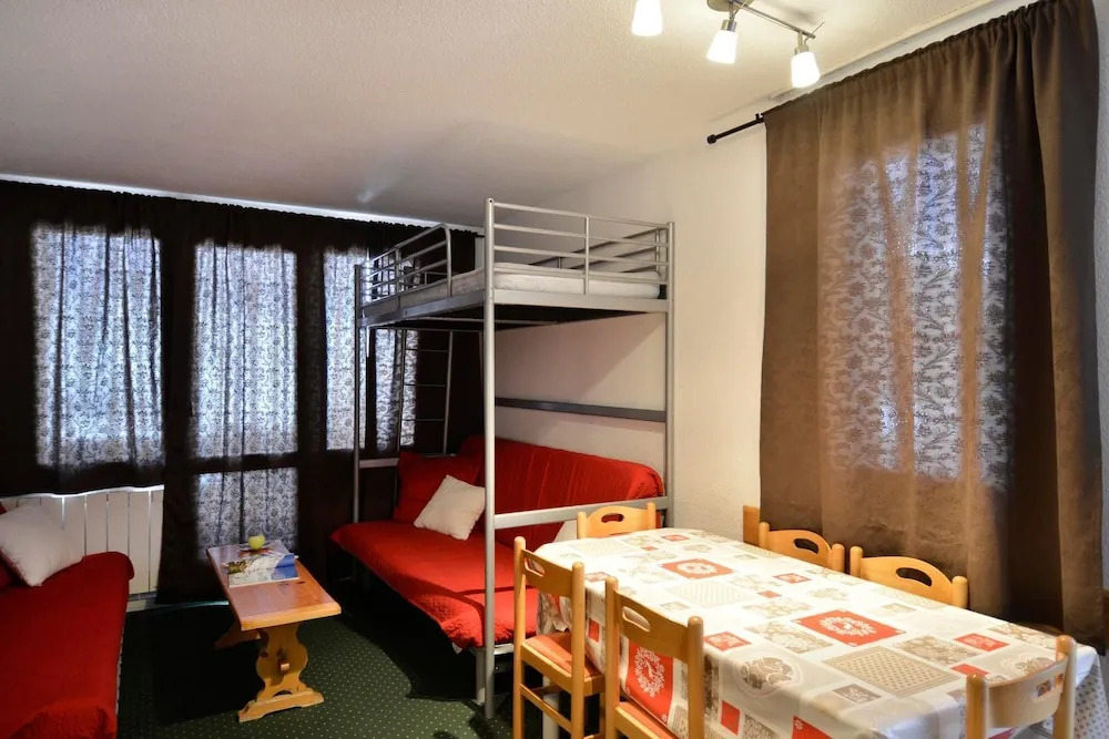 Belle Plagne Three-roomed Apartment for 5 People of 35mâ² And100