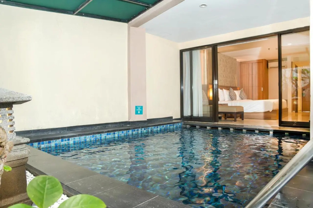 Cross Vibe Paasha Atelier Bali Kuta