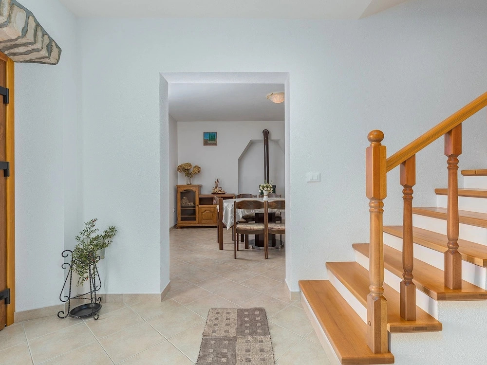 Traditional Stone Holiday House for up to 8 Persons