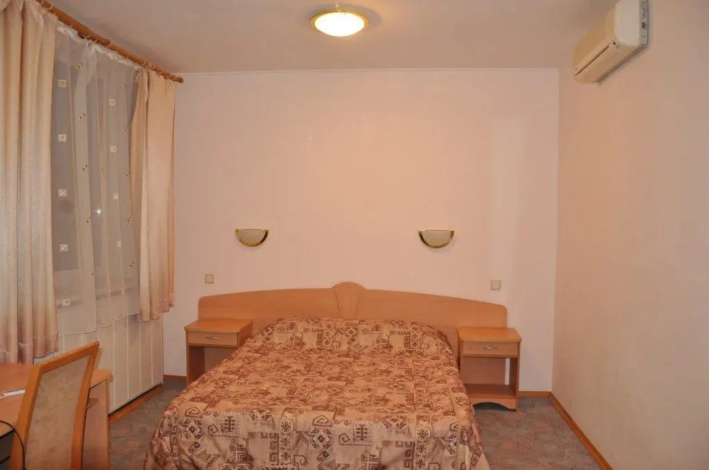 U Sokolyikh Gor, Gostinichnyy Kompleks