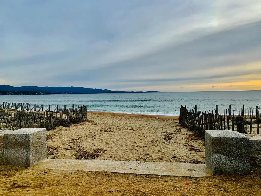 T2 Ajaccio vue mer