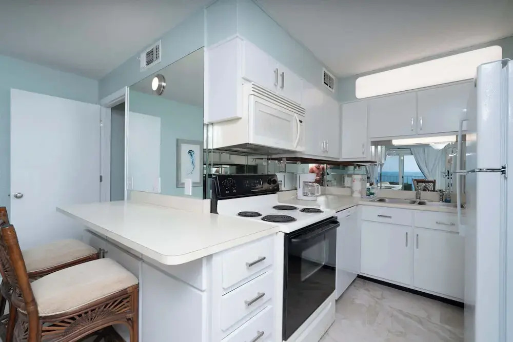 1BR Sleeps 5 at The Summit w/ Ocean Front Views