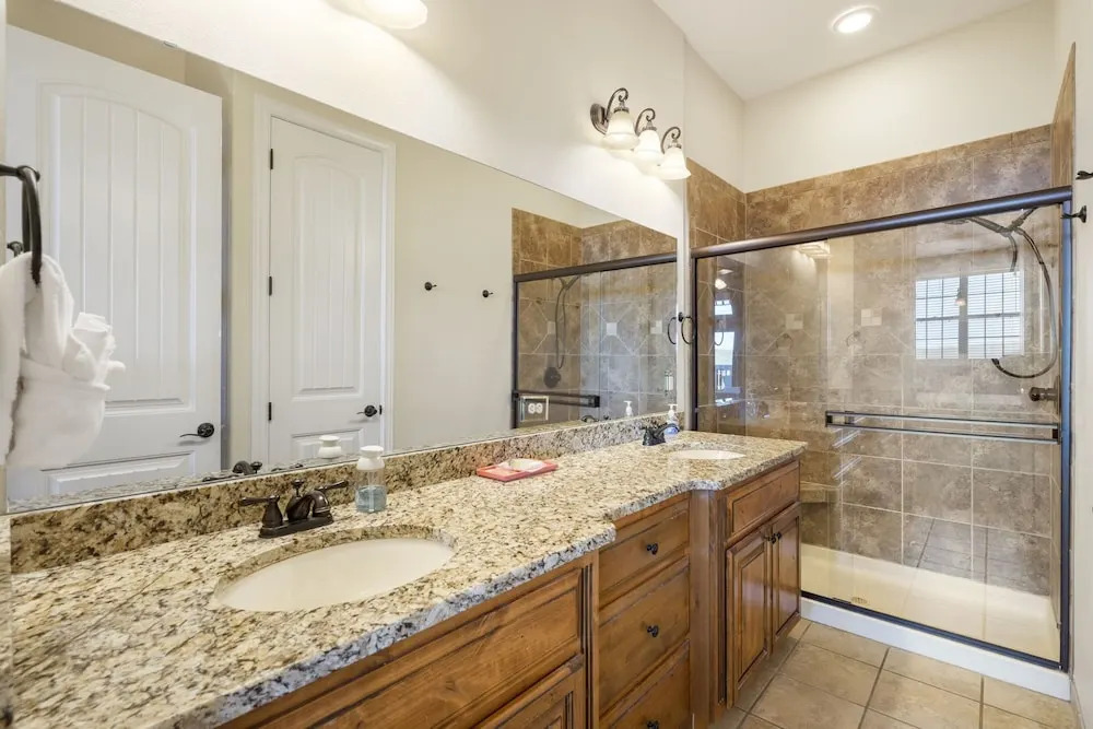 Luxury Penthouse Near Silver Dollar City