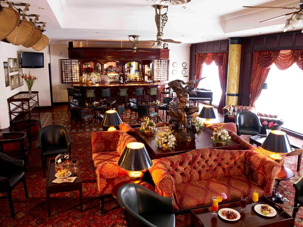 Отель The Sarova Stanley