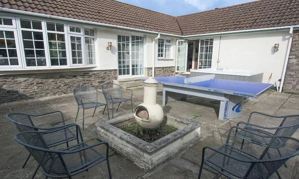 Shippenrill Croyde 6 Bedrooms, Sleeps 14, Hot Tub