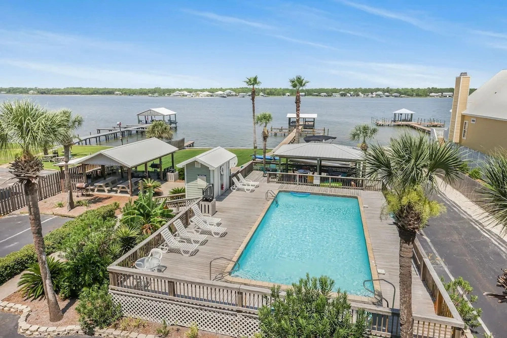 Gulf Shores Getaway Lagoon Front Beach Access Family Fun Lagoon Landing 202