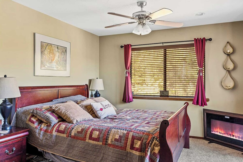 Beautifully Remodeled Kitchen Peaceful Mountain Views Sutter by Avantstay