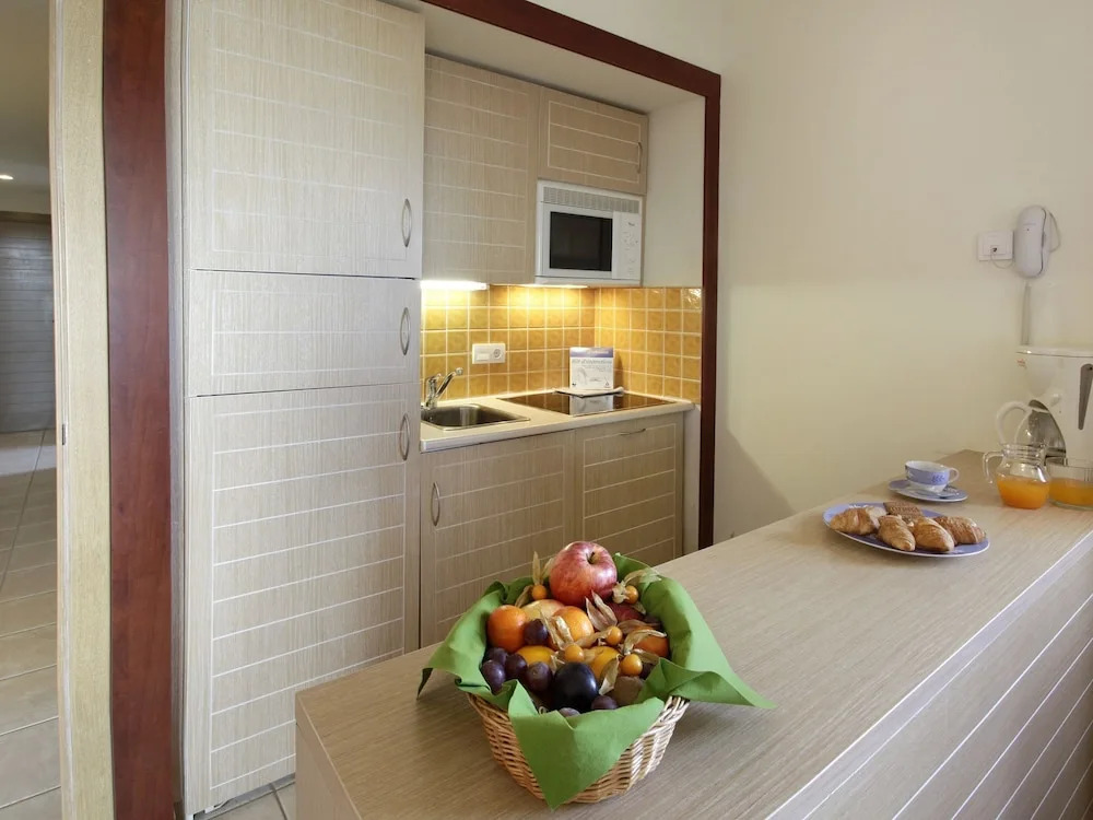 Nice Apartment With Airconditioning, 200 m. From Golfcourse