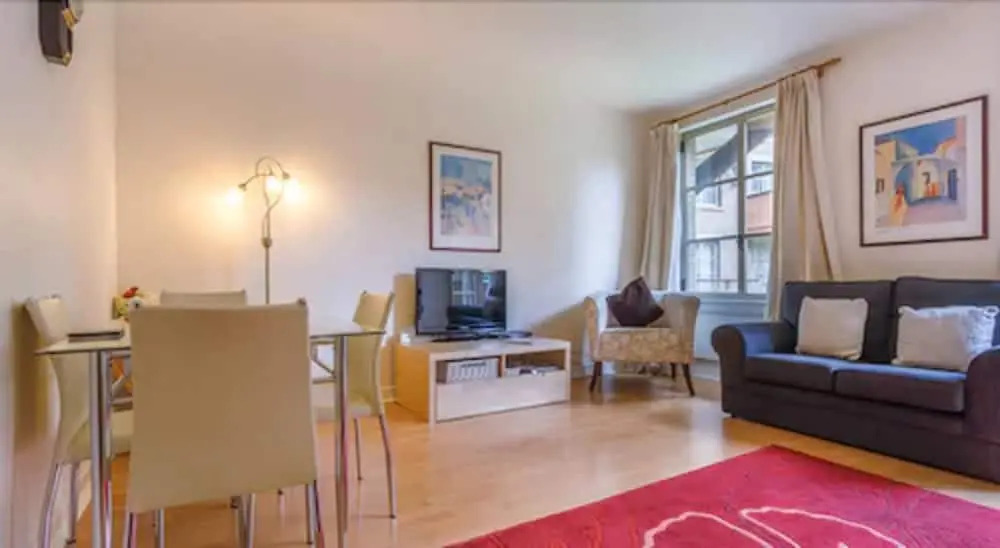 London Tower Bridge Apartments