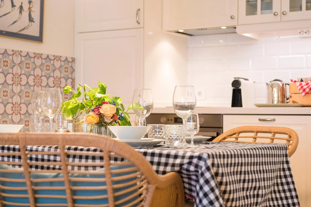Cream Loft. Siente Jerez. Parking+Wifi+Netflix
