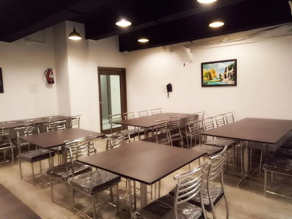 Eco Inn Dormitory - Hostel