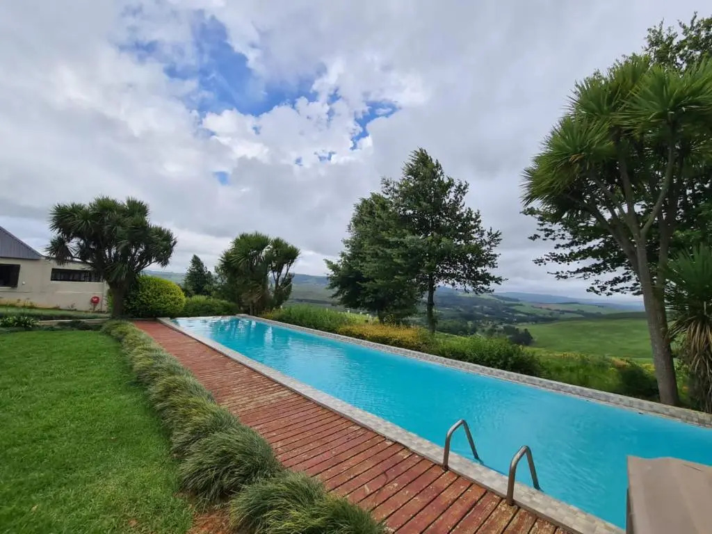 Mount Shekinah Country Hotel