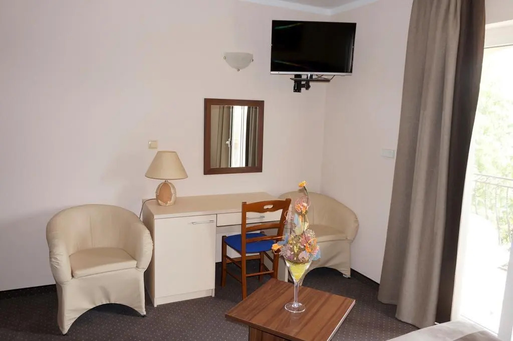 VILLA VOLOSKO with private parking and breakfast,seaview
