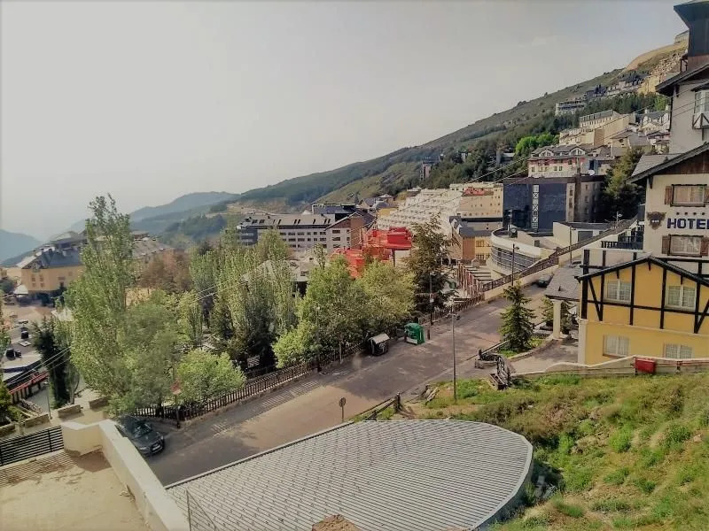 Apts Todosierranevada Edif Alhambra