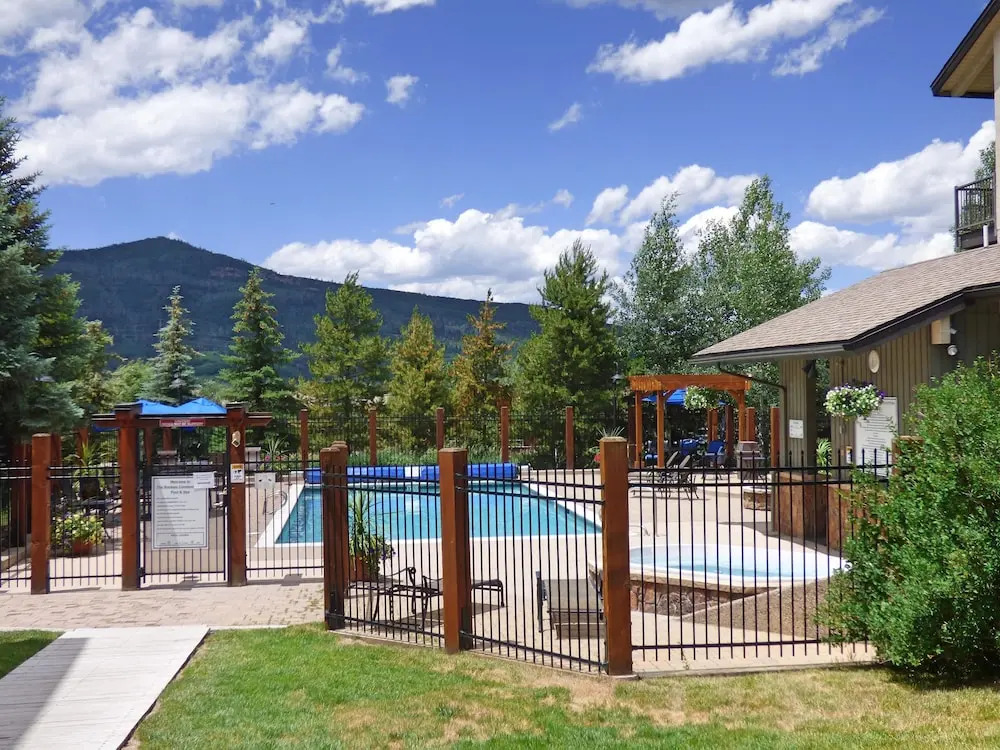 Lift Tickets Ground Floor Pool, Hot Tubs, Near Mtn, Fireplace Shuttle
