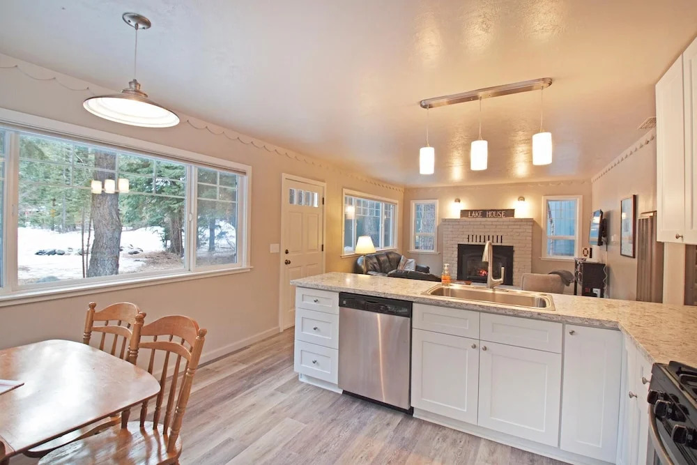 Remodeled Aspen Grove - 2 Br Home