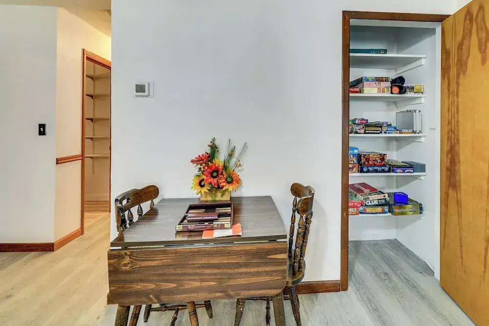 7 Mi to Bighorn Natl Forest: Dog-friendly Home