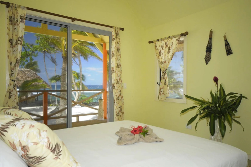 Sa'Moana Beach Bungalows