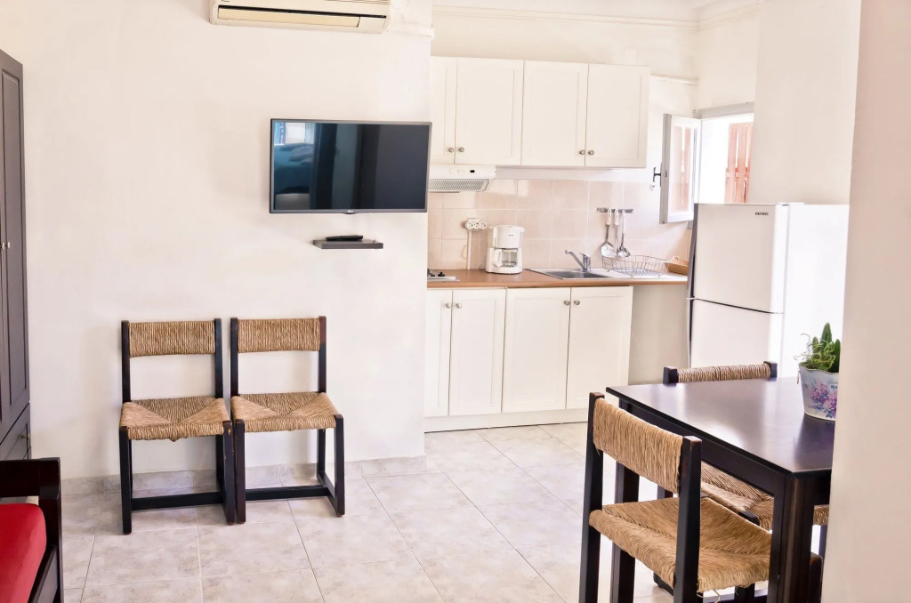Talos Hotel Apartments