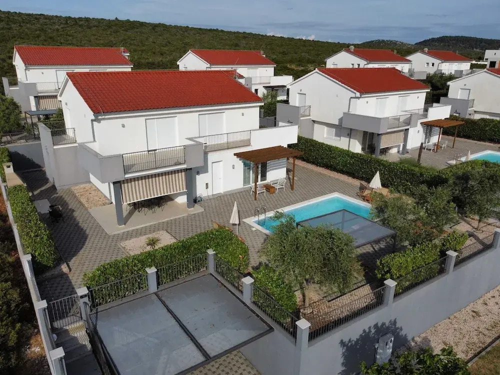 Luxury Escape with Swimming Pool & Modern Design