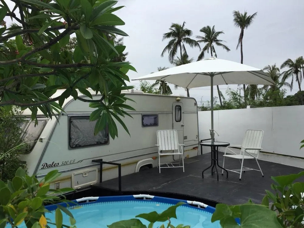 Loft Caravan Resort