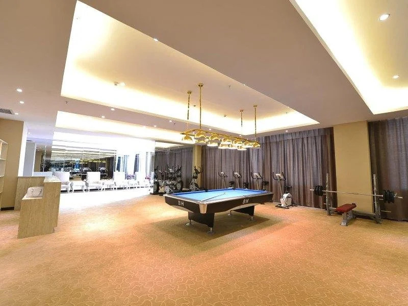 Huang He  International   Hotel