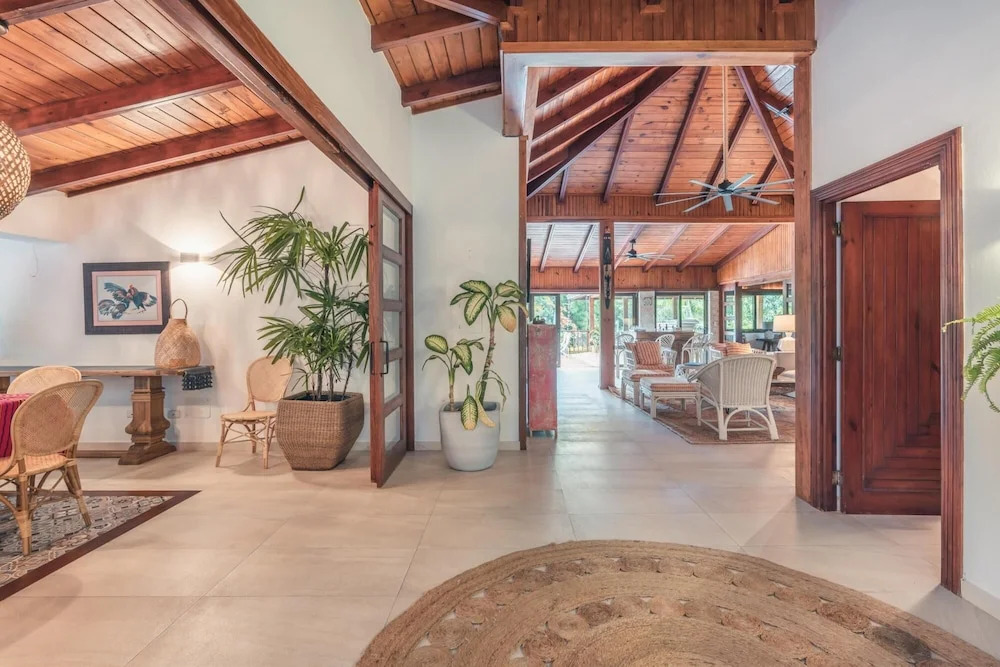 5BR 14 Guests Maid Included Casa de Campo