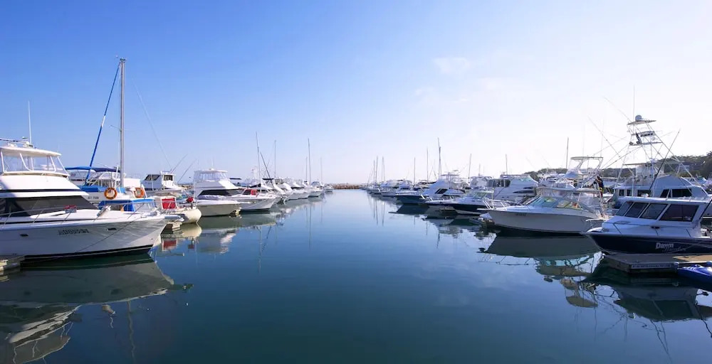 Arabella - Stylish Seaside Sanctuary With Views
