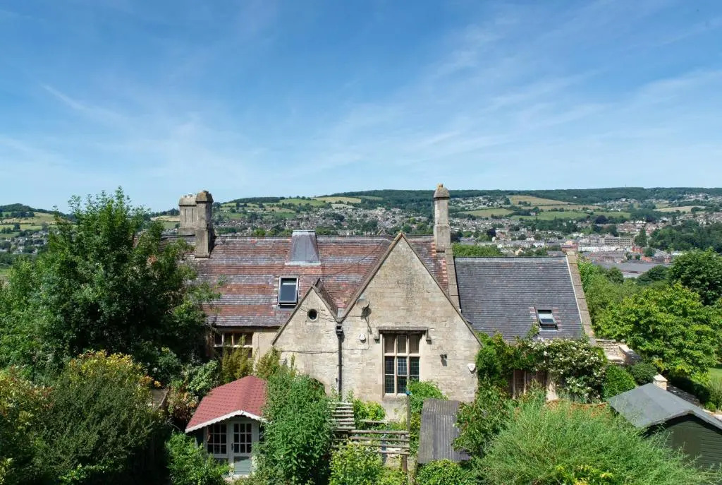 Half-pint Cottage