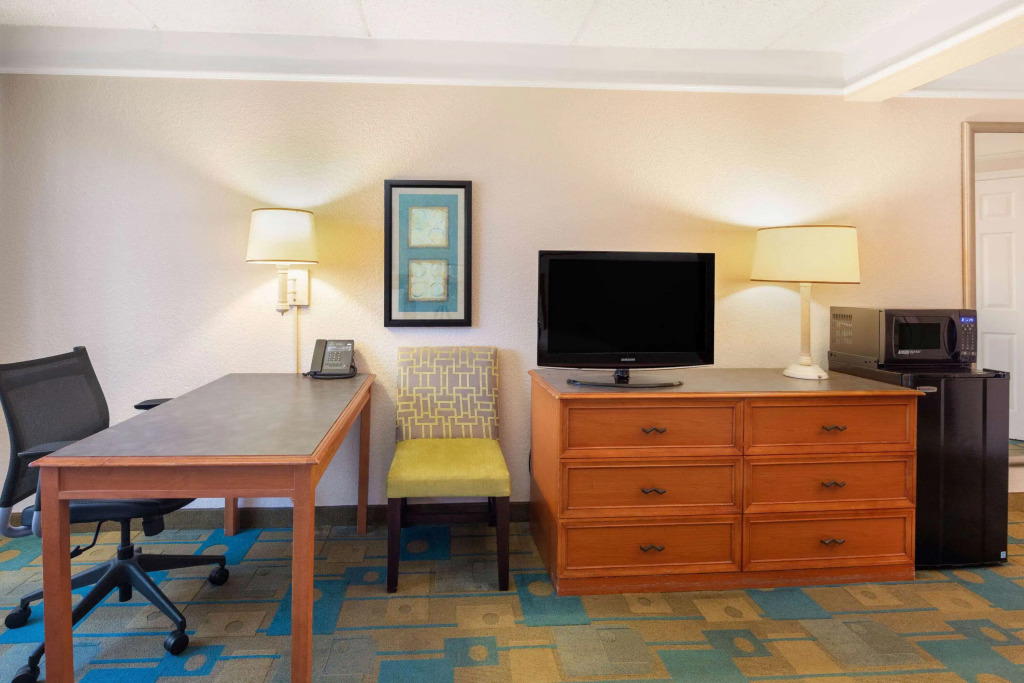 La Quinta by Wyndham Ft. Lauderdale Plantation