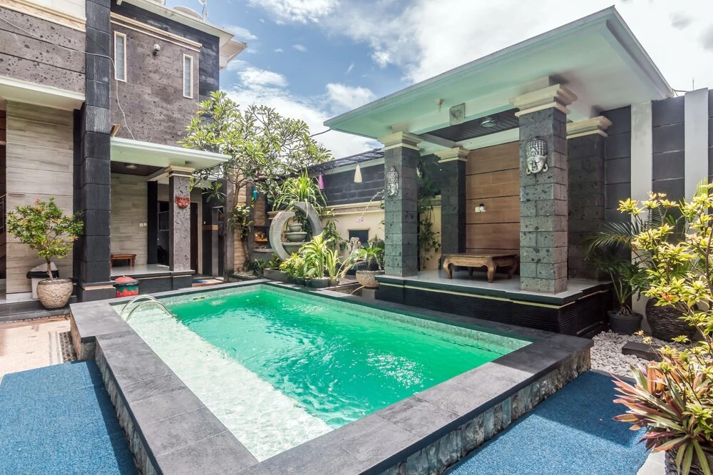 ZEN Rooms Denays House